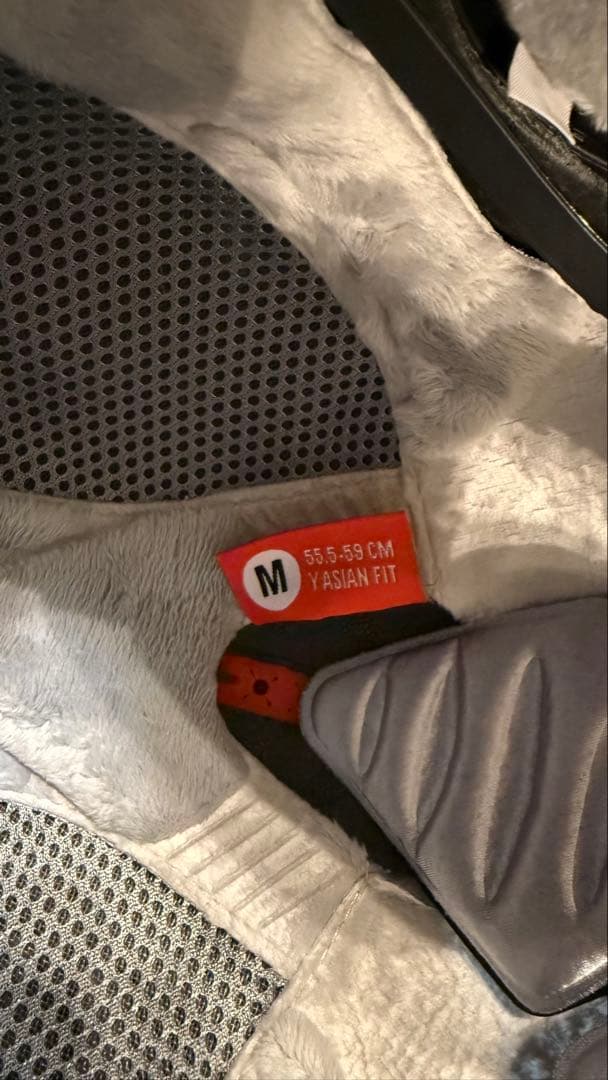 デサント　スキーウェア　ジュニア150（調整機能付き）＋ヘルメット＋ゴーグル