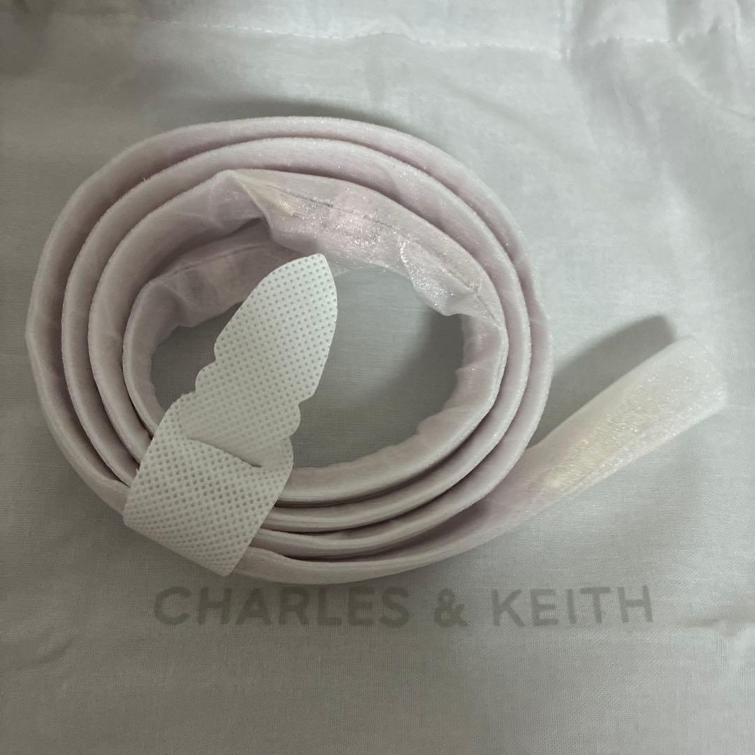 CHARLES&KEITH チャールズ＆キース　オブリエル トップハンドルバッグ