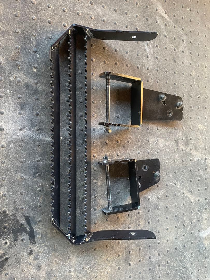 ジムニーJB64 サイドステップ左右1台分　RV4ワイルドグース