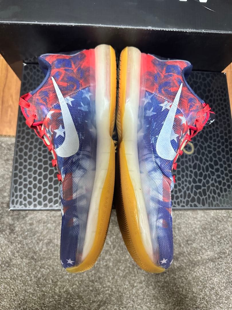 k*k様 Nike Kobe 10 USAカラー　ハリーバートン着用モデル