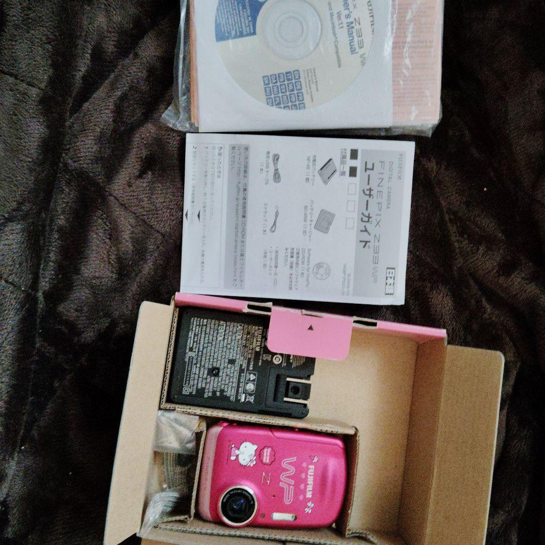 ハローキティ防水デジカメ　FINEPIX 　【ジャンク】