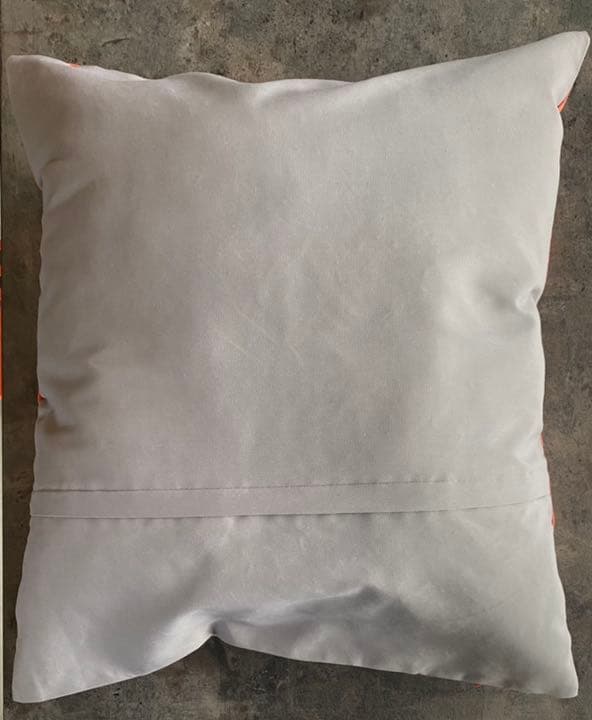 ウズベキスタン製 シルク スザニ刺繍 クッションカバー