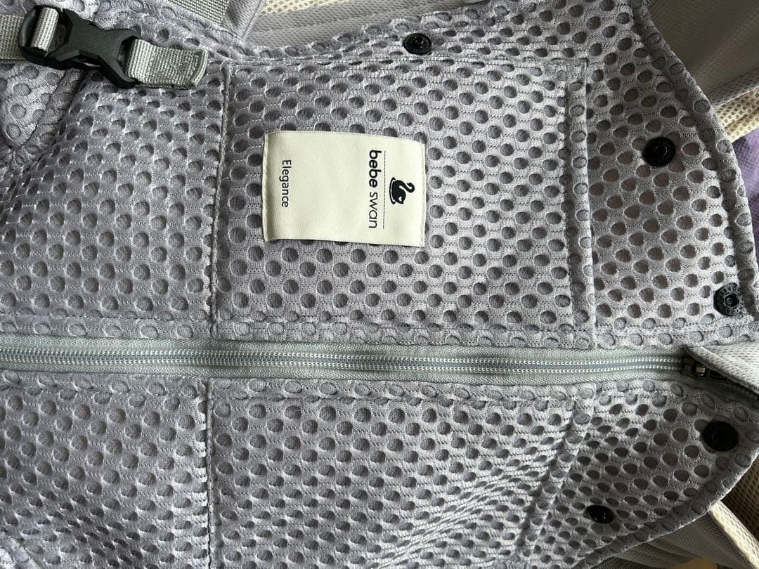 【極美品】 べべスワン抱っこ紐 グレー トートバッグ付き
