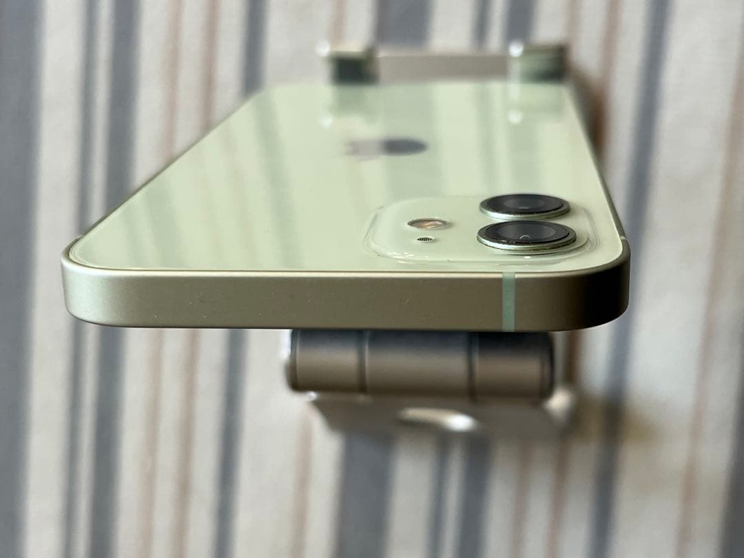 Apple SIMロック解除済み iPhone 12 128GB グリーン