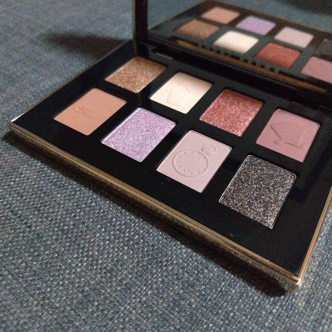 【ボビィブラウン】アリス・イン・ワンダーランド アイシャドウパレット♪