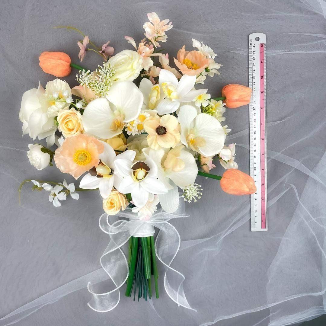 【2点セット】チューリップが可憐に彩る♪胡蝶蘭入り豪華ホワイトブーケ風