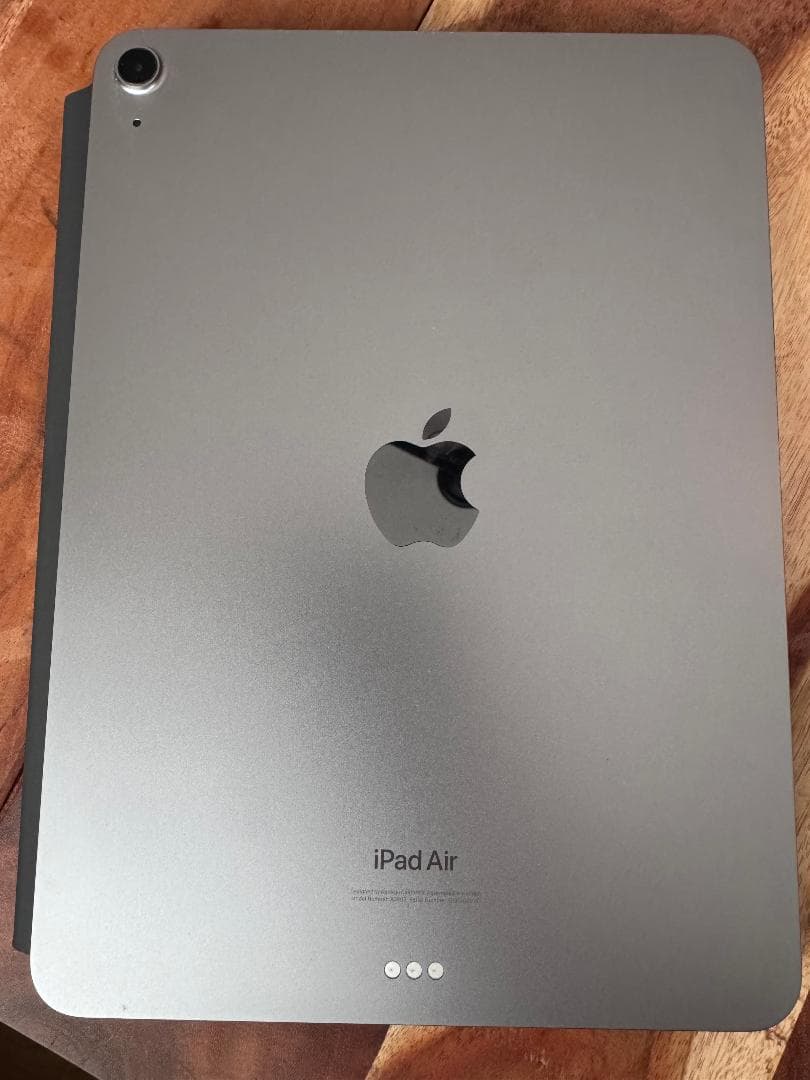 iPad Air M2 11 128GB + Magic Keyboard 美品