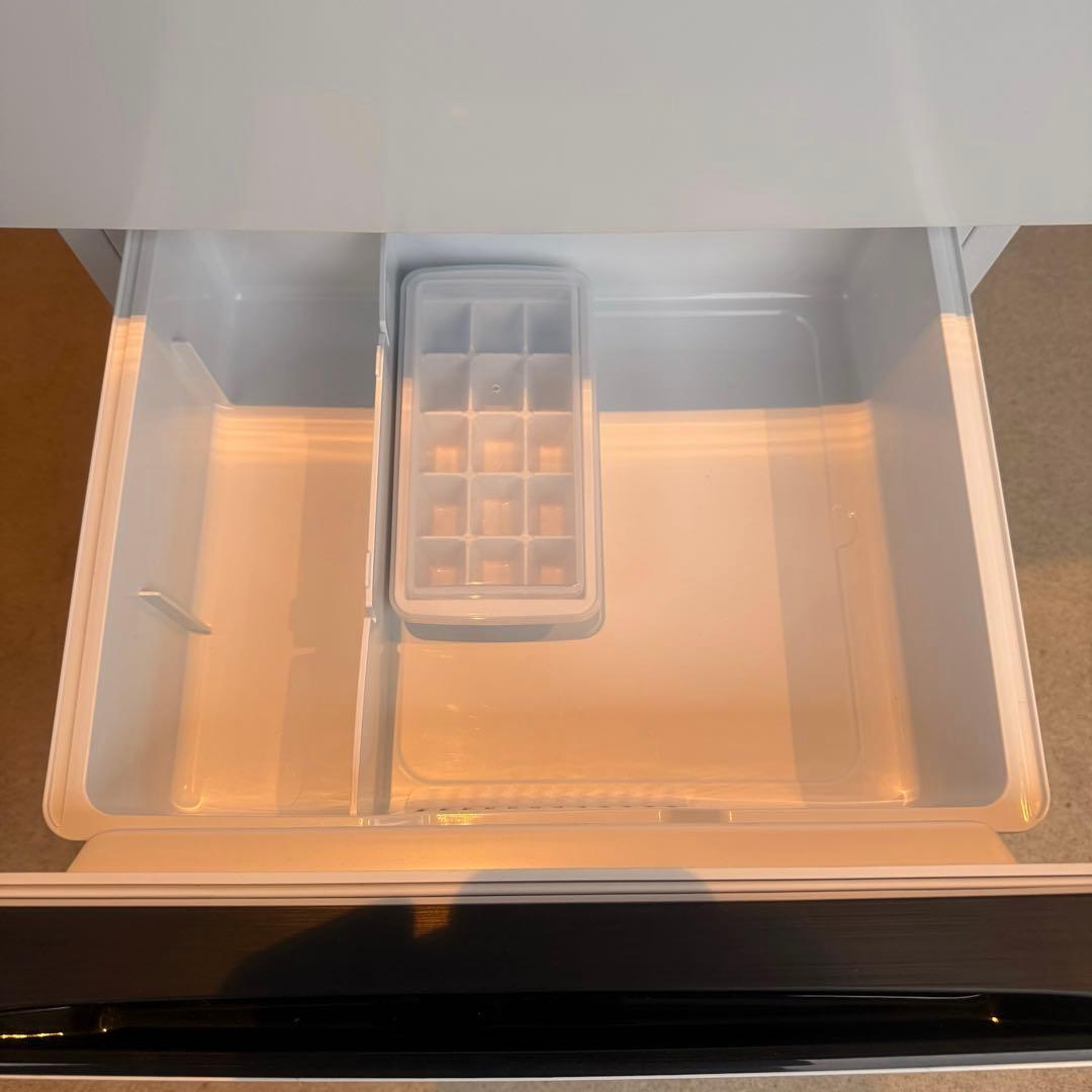 ●極美品 女性オーナー ハイセンス 冷蔵庫 HR-D15F 162L 2024年