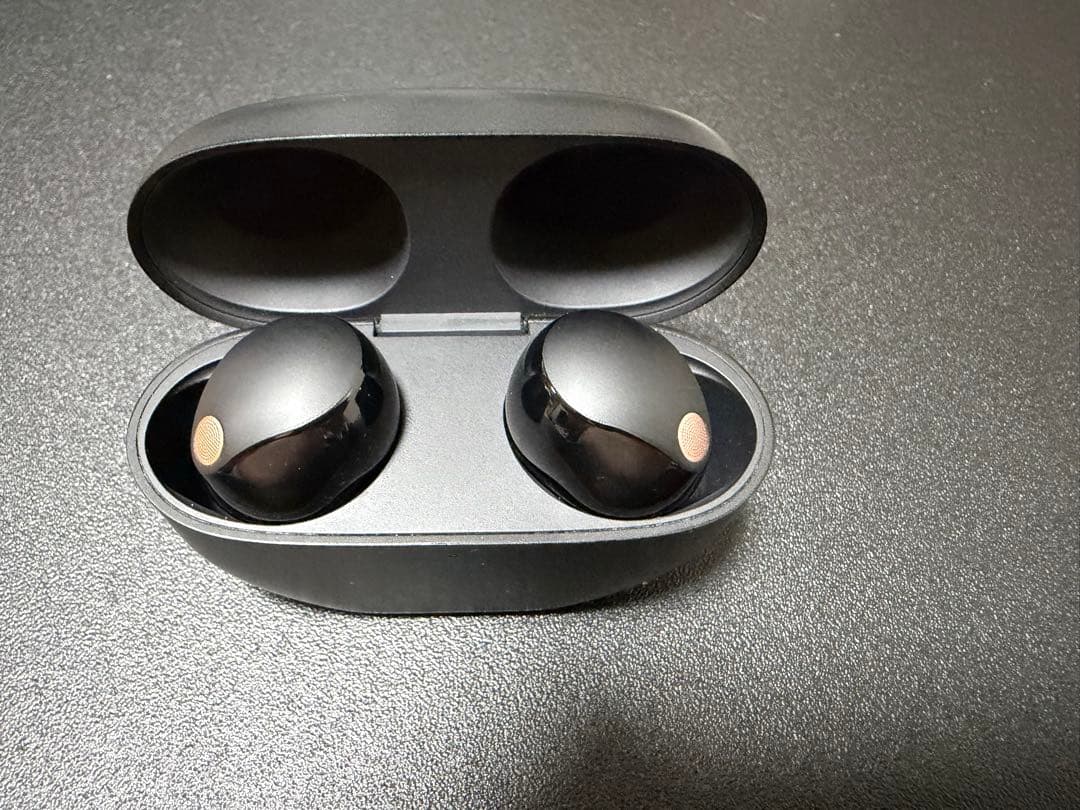 美品　SONY WF-1000XM5 ワイヤレスイヤホン ブラック