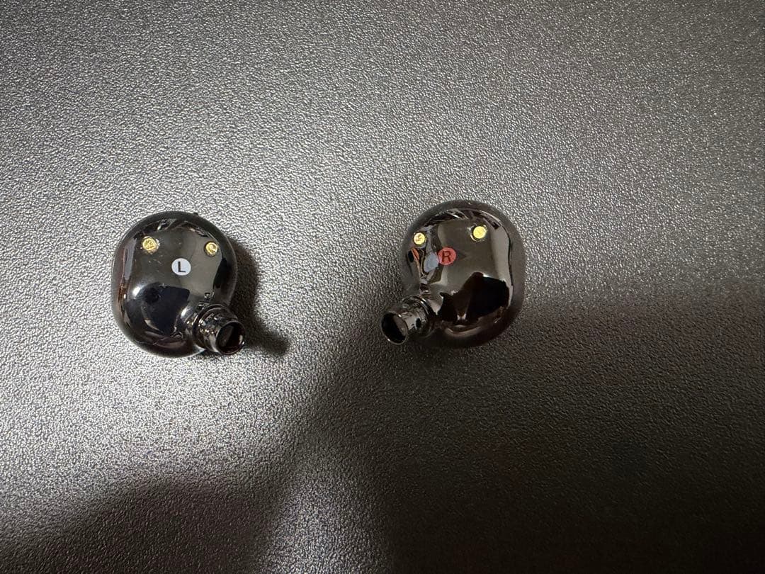 美品　SONY WF-1000XM5 ワイヤレスイヤホン ブラック