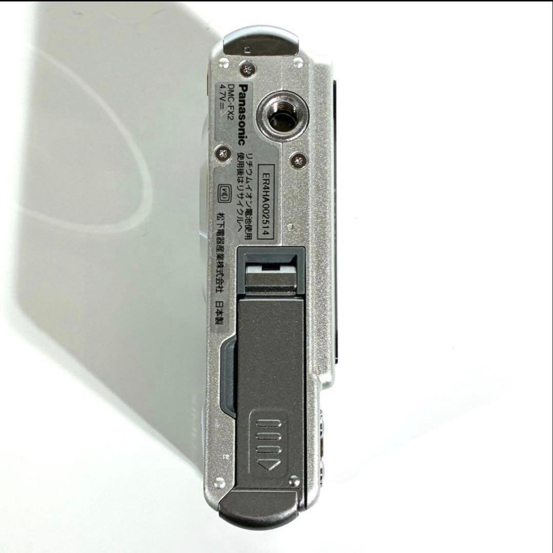 美品★ デジタルカメラ Panasonic LUMIX DMC-FX2-S