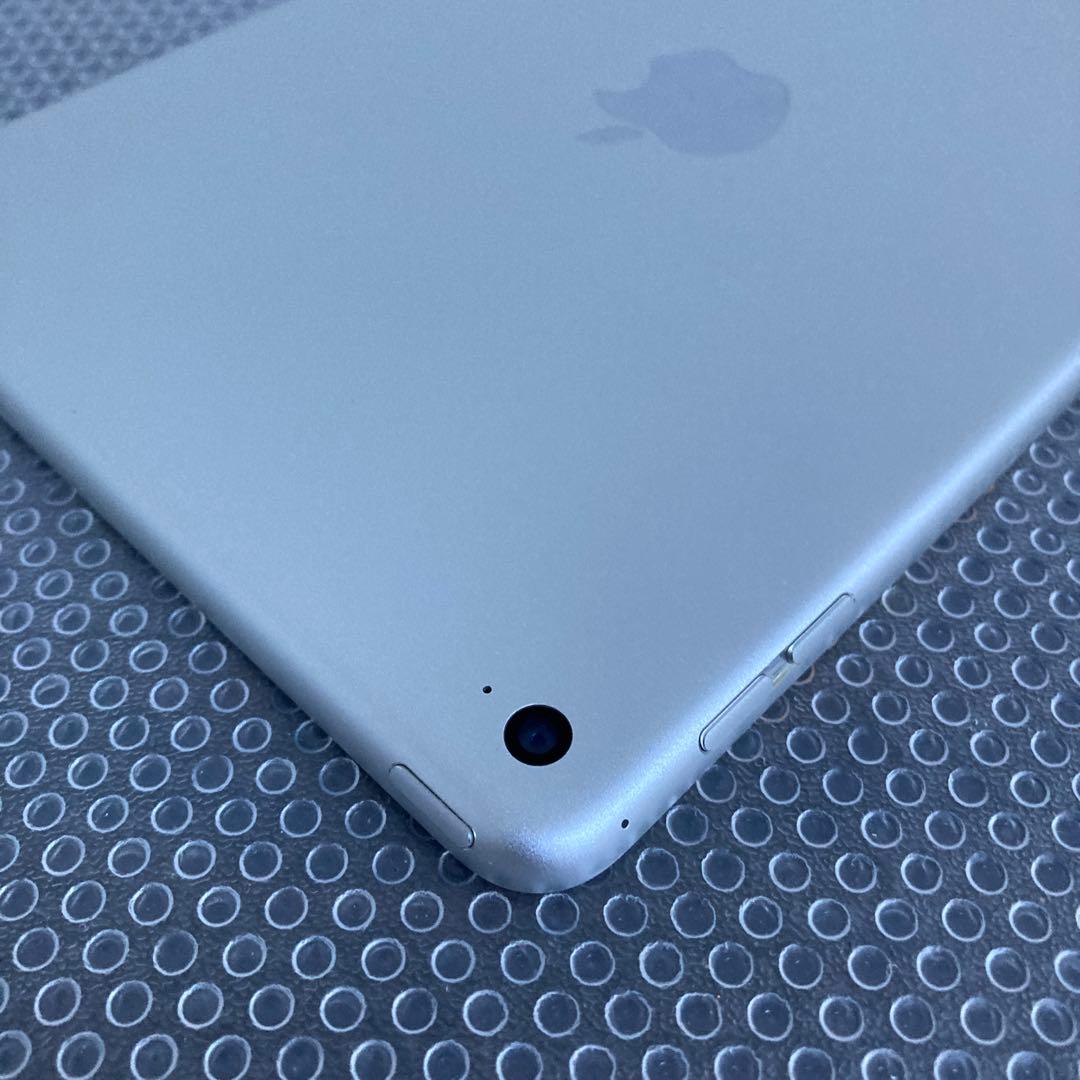 3994【早い者勝ち】極美品新品級☆電池最良好☆iPad mini4 16GB☆