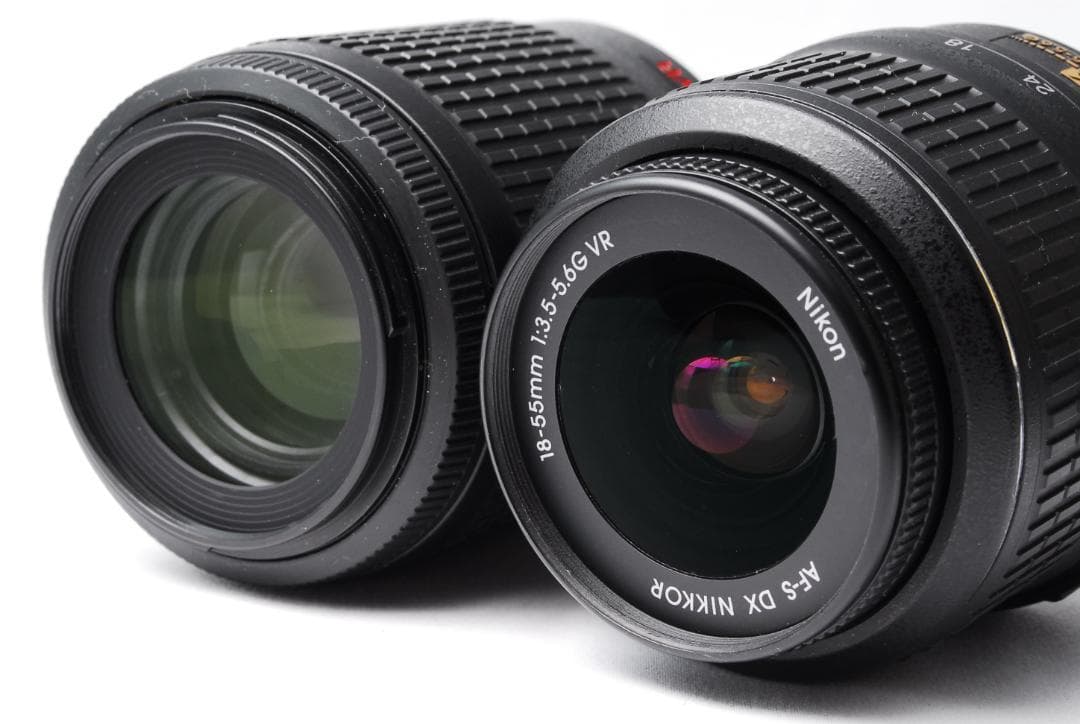 【ショット少ない】Nikon D5600 ダブルレンズ 初心者おすすめ