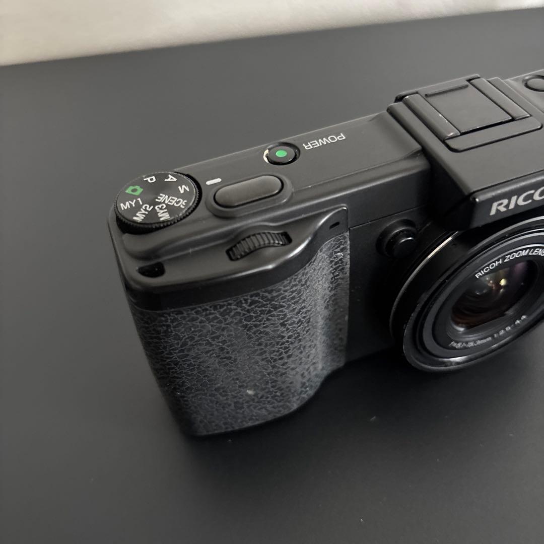 RICOH GX200（リコー GX200）