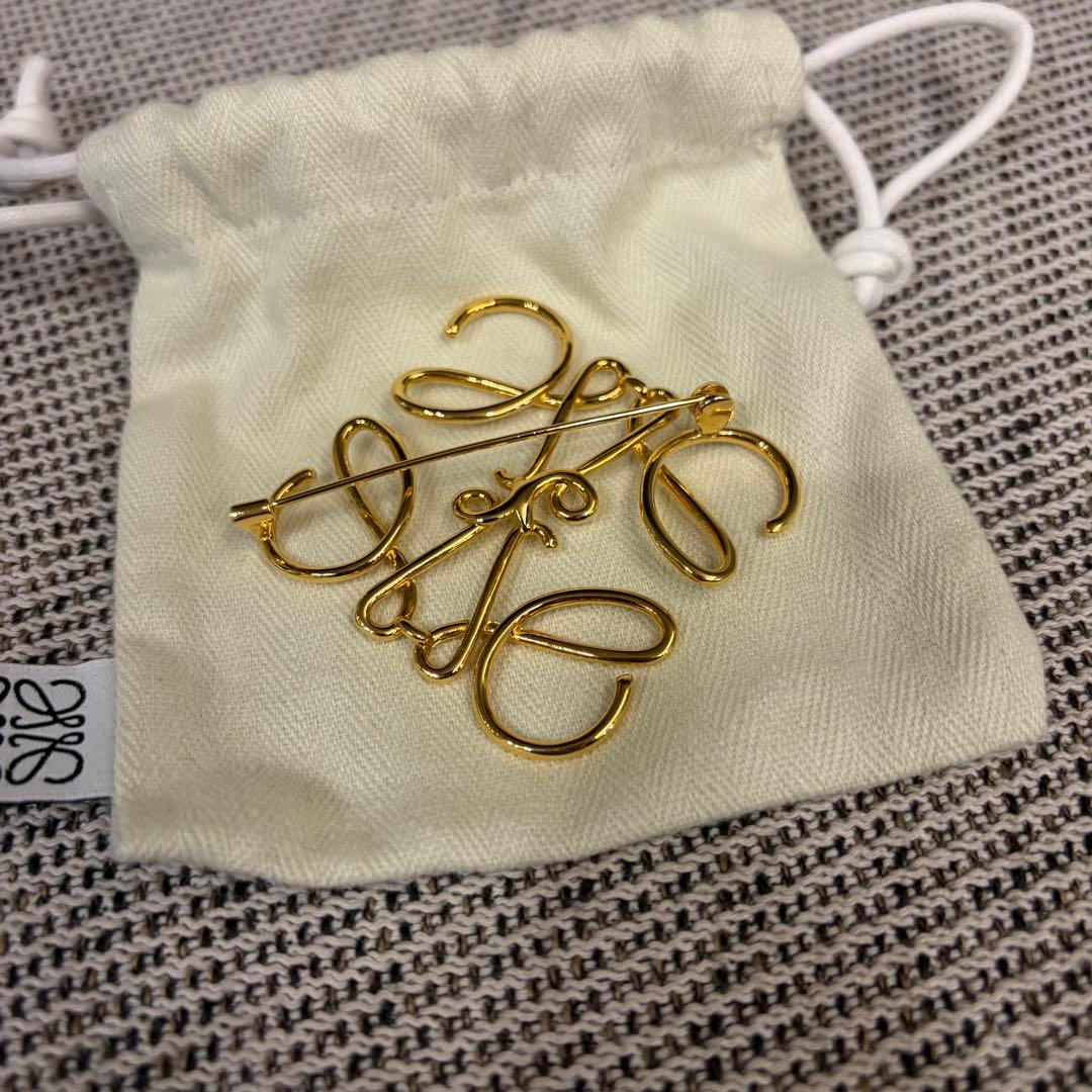 [美品！だけど訳あり！]LOEWE ロエベ　ブローチ