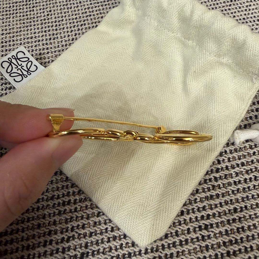 [美品！だけど訳あり！]LOEWE ロエベ　ブローチ