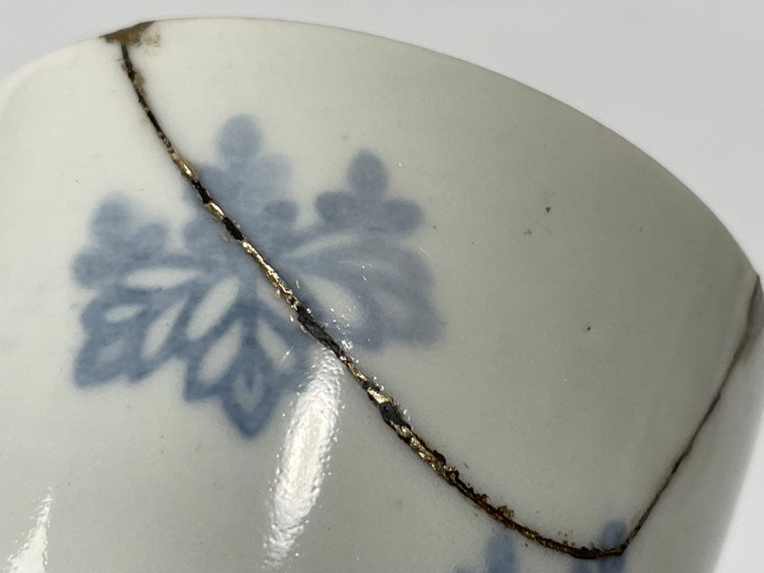 アンティーク　骨董　古伊万里　染付　こんにゃく印判　桐文様　桐　蕎麦猪口　銀継