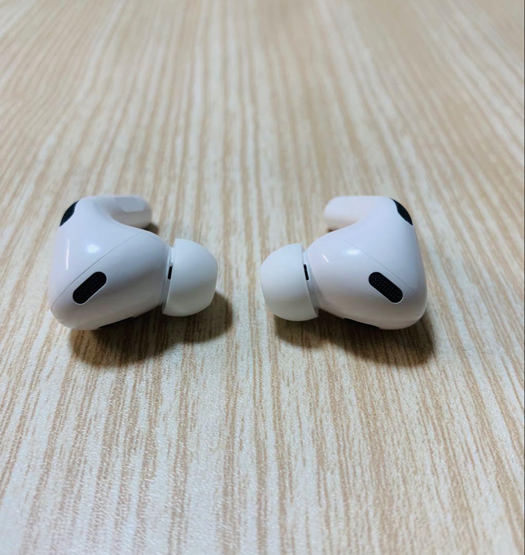 美品完品AirPods Pro 第二世代 本体(Lightning)