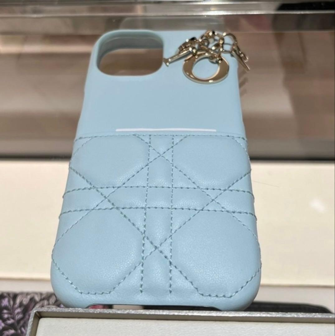日本限定 Lady Dior iPhone 15ケース