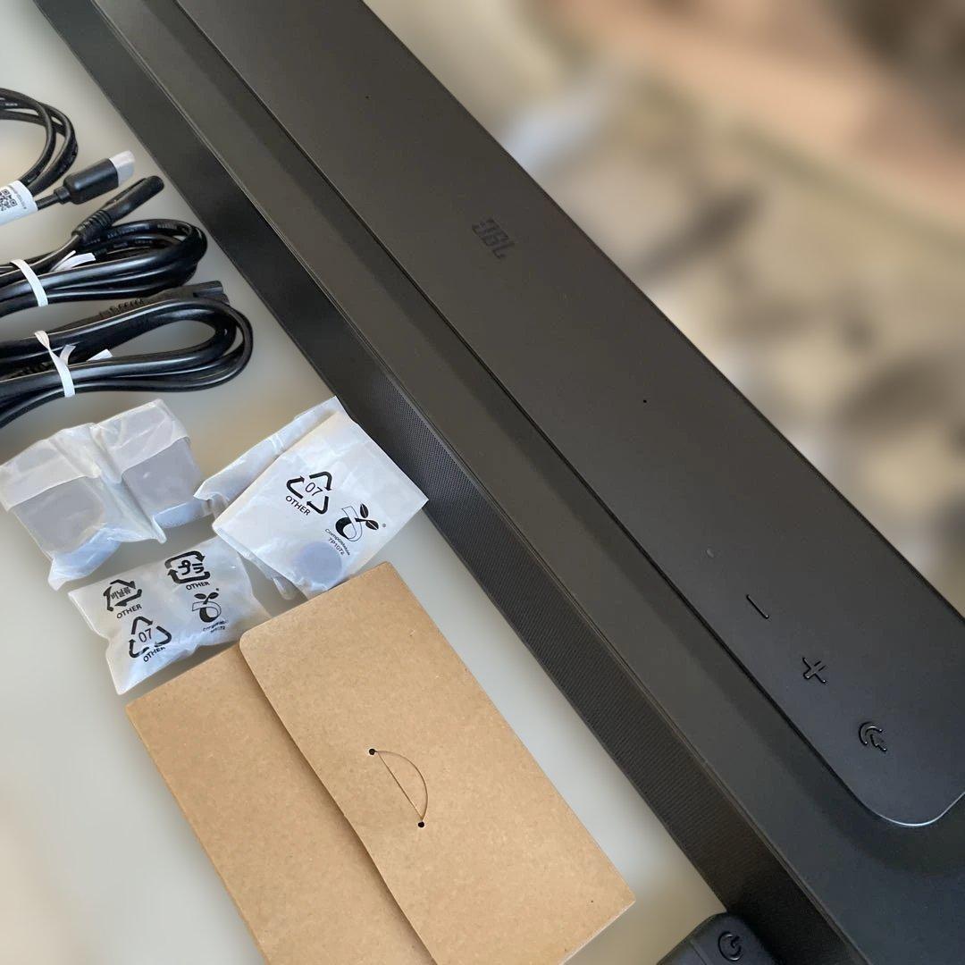 JBLサウンドバーBAR 1000 ATOMS搭載迫力サラウンド昨年末購入