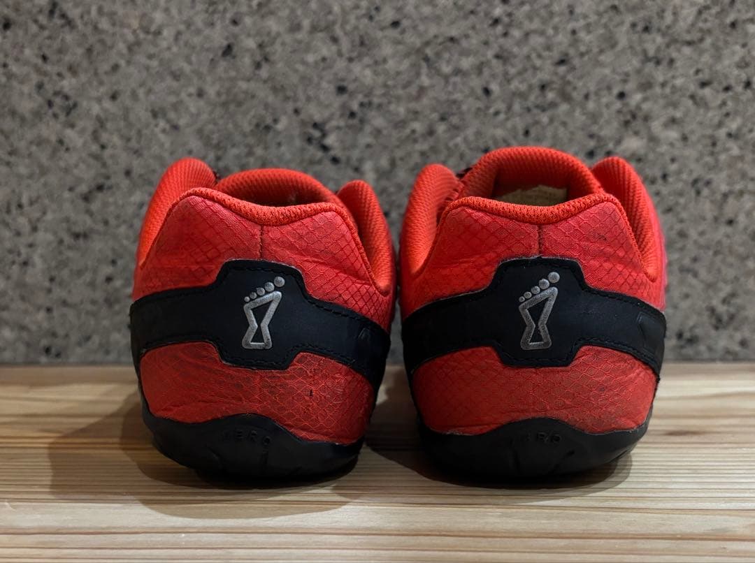 INOV-8 bare-xf inov8 イノヴェイト　トレーニングシューズ