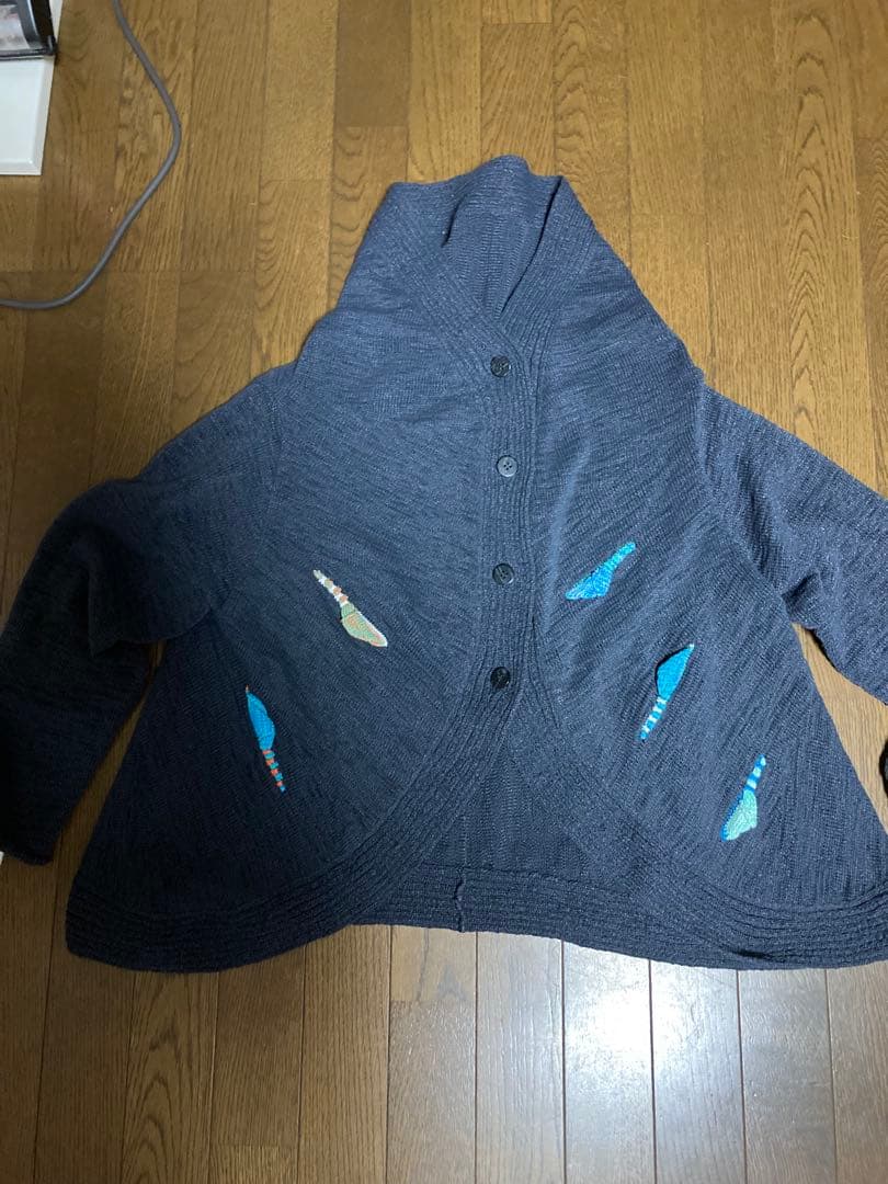 センソユニコ慈雨　スラリット　カーディガン　サイズ 40