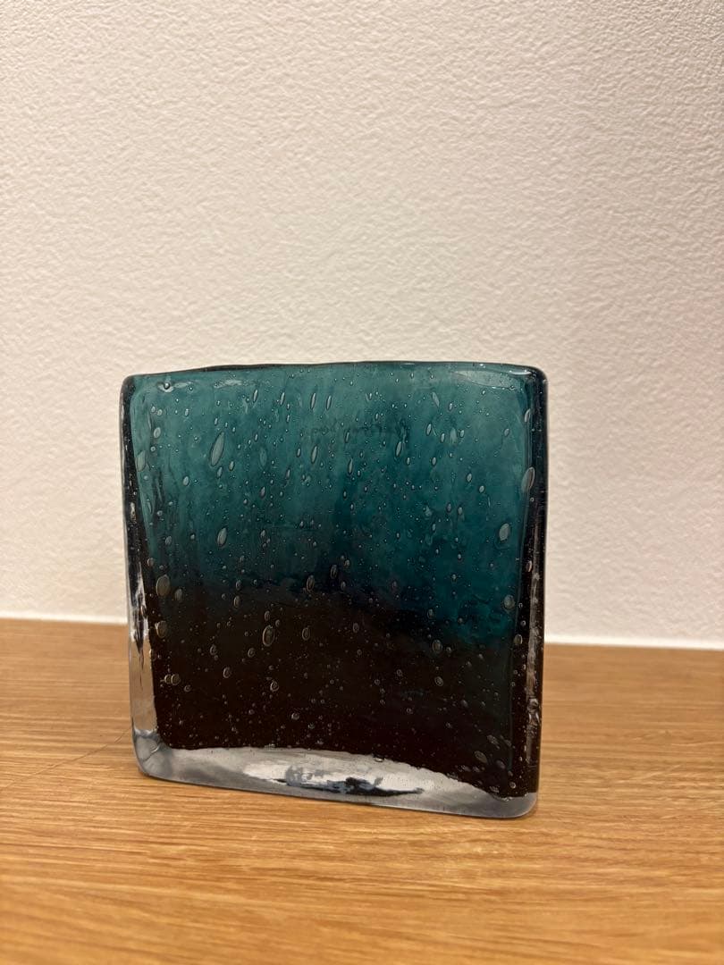 Henry Dean ガラス花瓶 青黒