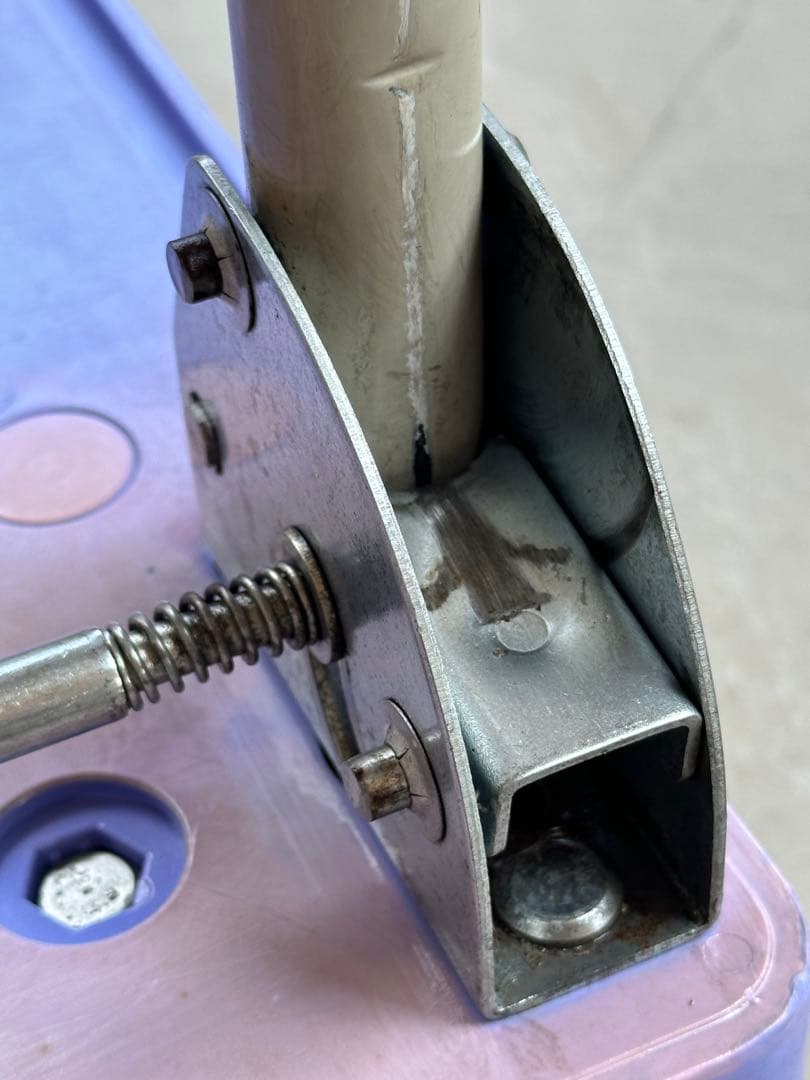 台車(フットブレーキ付き)押していて静かです！300kg