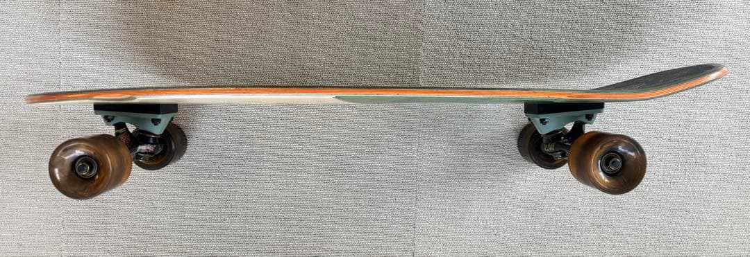 スカートボード　クルーザー GLOBE Big Blazer 32インチ