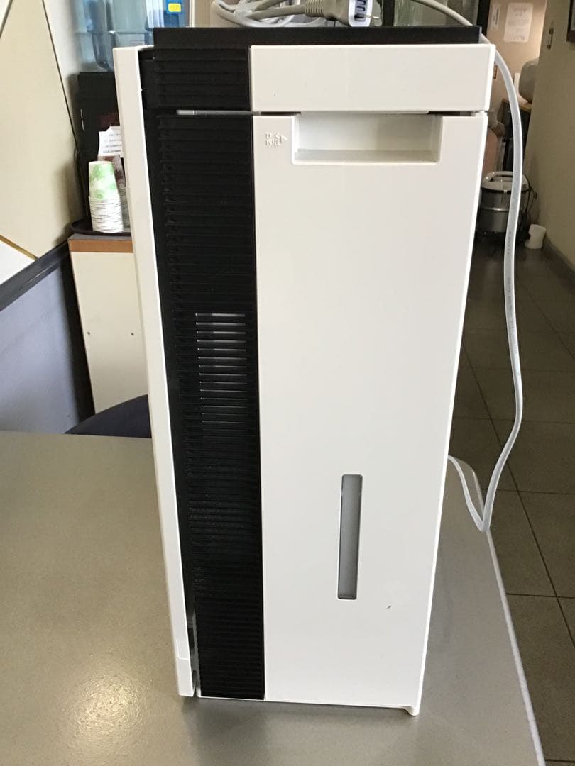 Panasonic 空気清浄機 ホワイト スリムタイプ