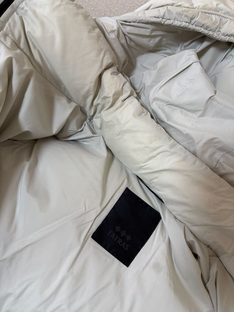 タトラス MTA20A4568 ボルボレ ダウンジャケット ライトグレー