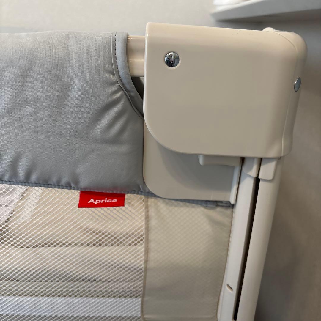 Aprica ココネルエアープラス ベビーベッド グレー