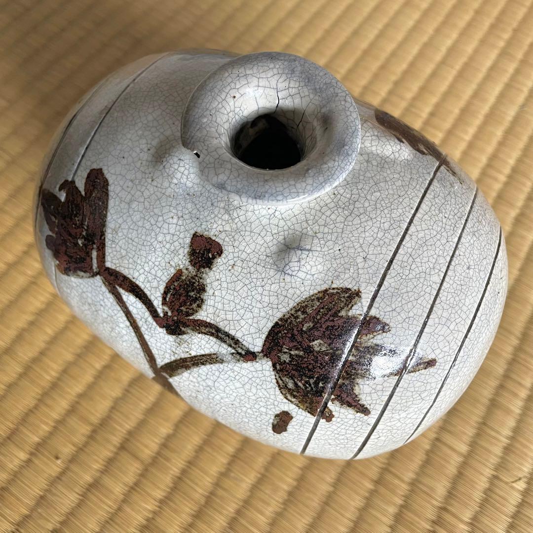 白磁鉄絵草花文俵壺 検) 李朝 朝鮮美術 韓国古美術 扁壺 時代物 鶏龍山