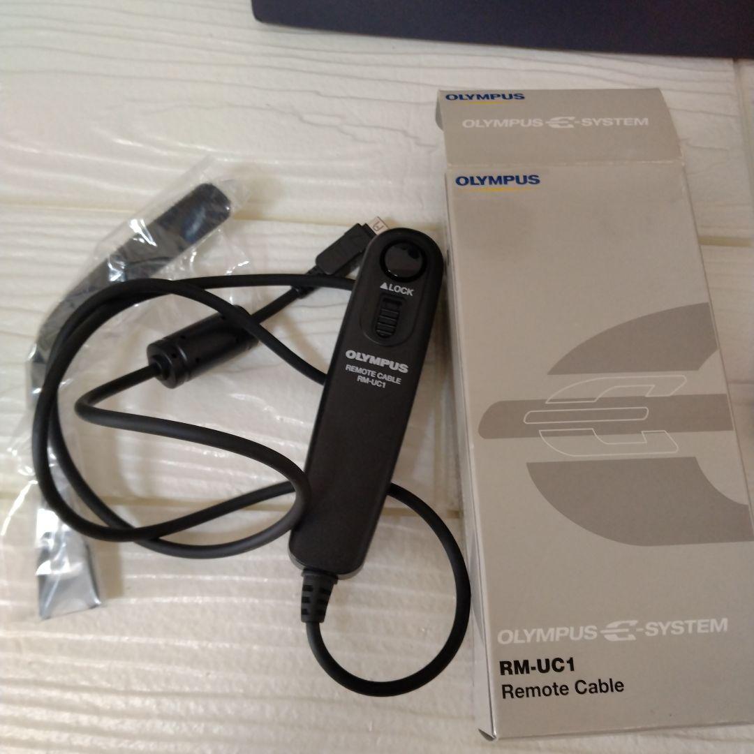 オリンパスE510　レンズ３本セット　リモートケーブル、バッテリー、付属品あり