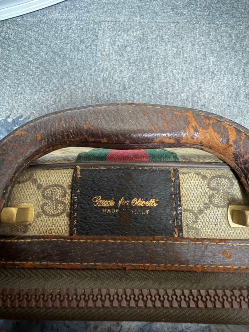 アンティーク雑貨 Gucci for olivetti lettera 32