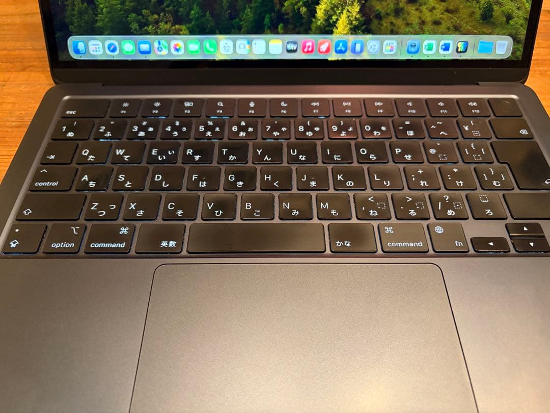 MacBook本体 Apple MacBook Air M2 16GB 512GB BT84%