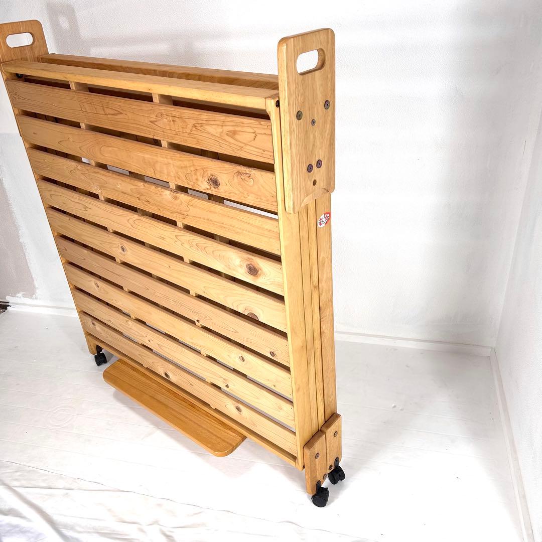 【送料無料】折りたたみ式ベッド　木製　シングルサイズ