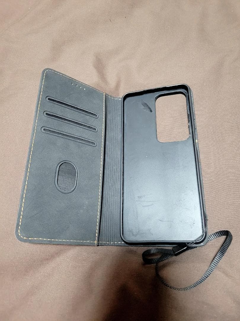 OPPO A3 5G ブラック simフリー おまけのケース付