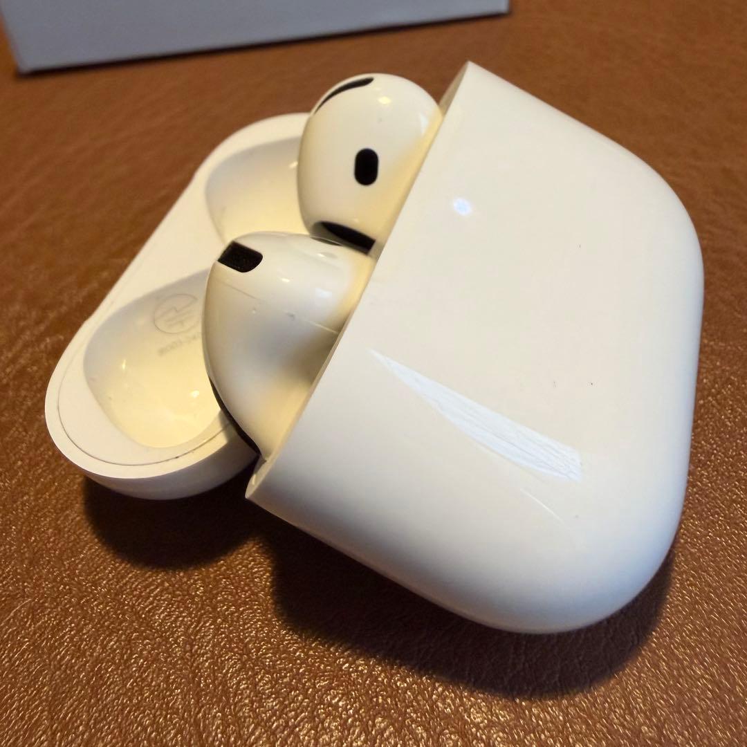 Apple Airapods4(ANC)アクティブノイズキャンセリング搭載
