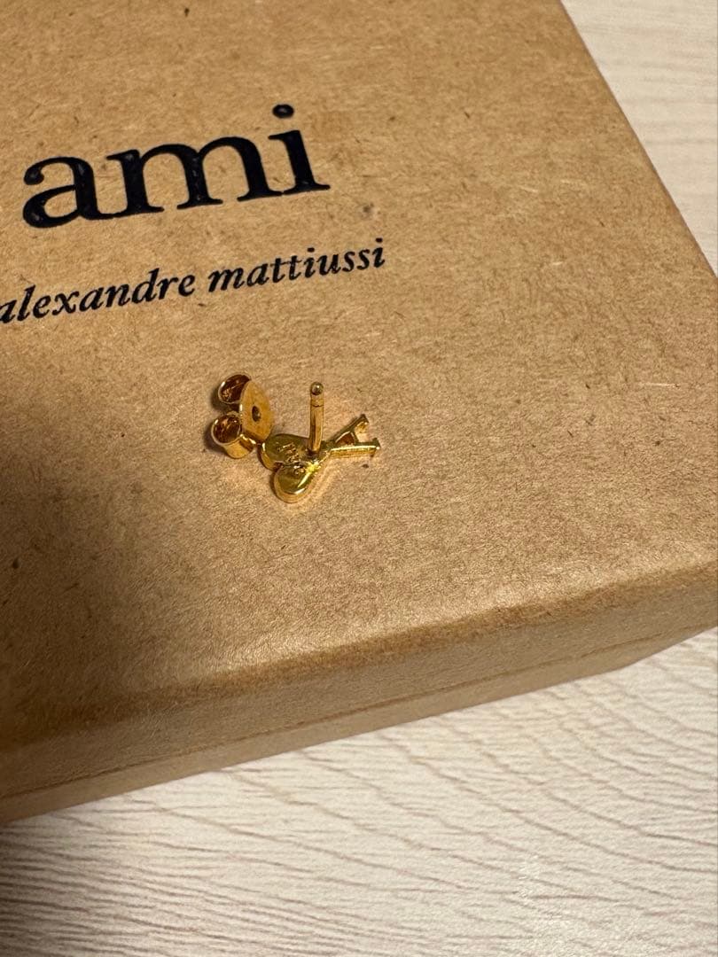 アミパリス　ゴールド　片耳　ピアス