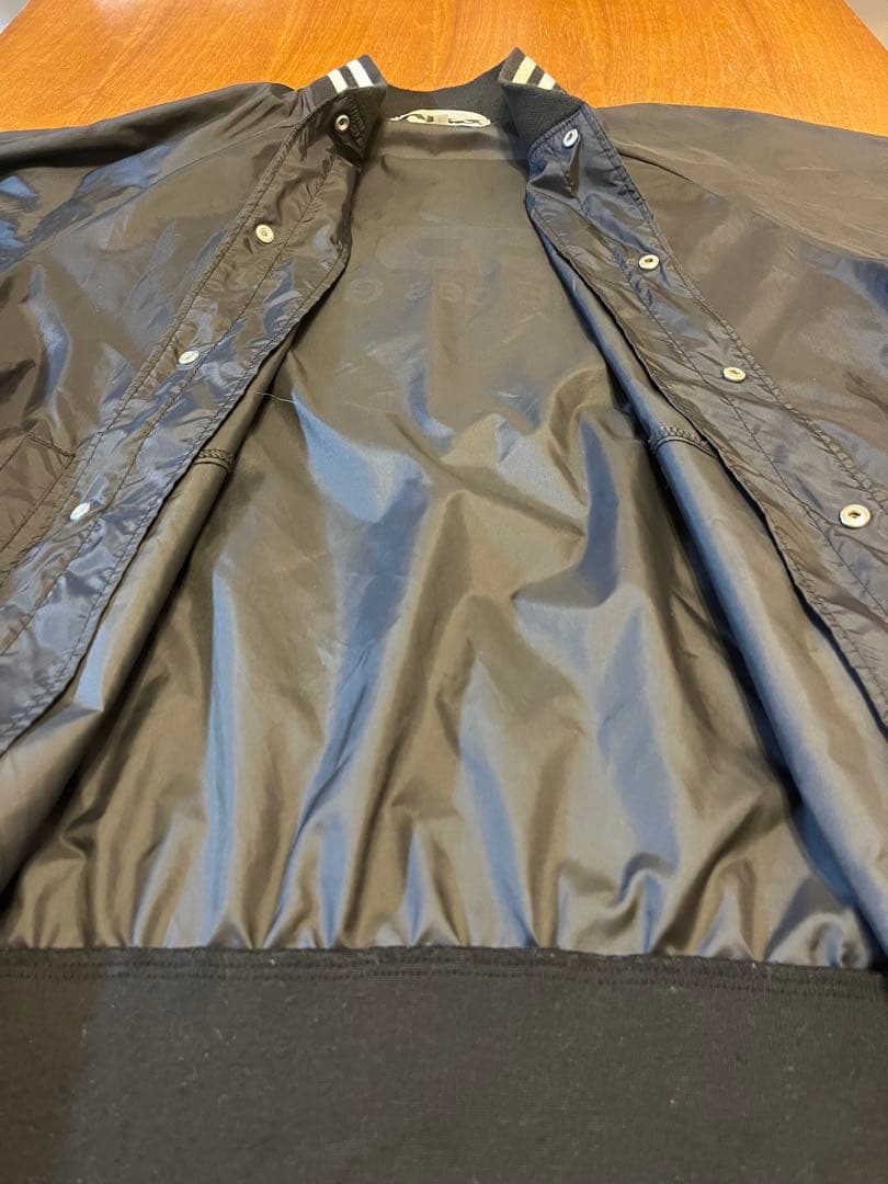 【COMME des GARCONS】ナイロンジャケット　（ブラック）