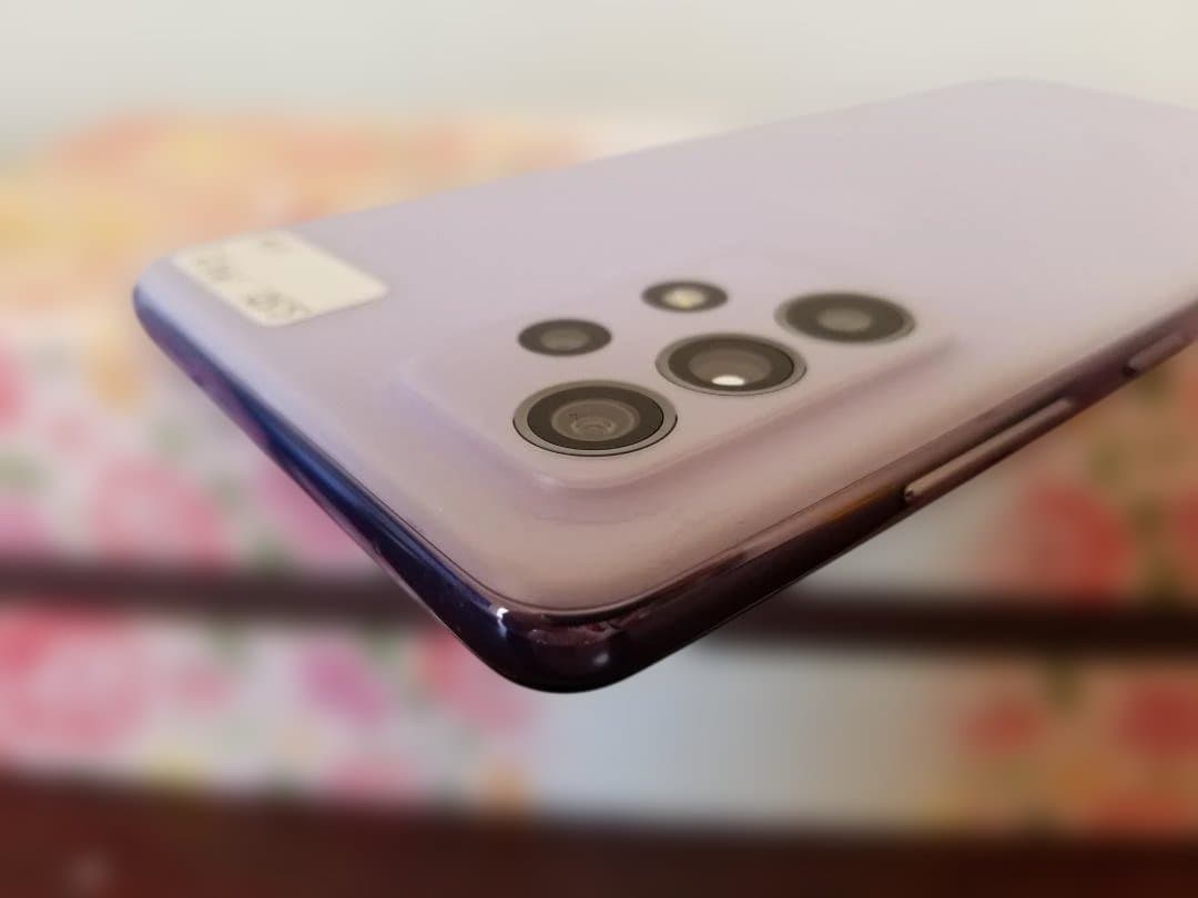 S33 Galaxy A52 5G SIMフリー◆128GB◆6GB◆6.5