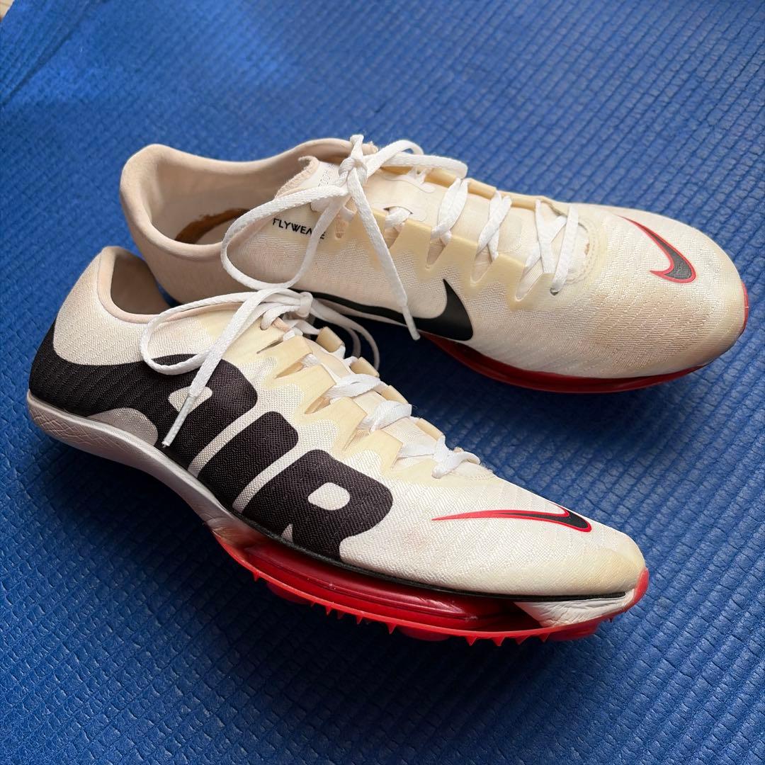 ナイキ エアズーム マックスフライ モアテン27.0cm ホワイト