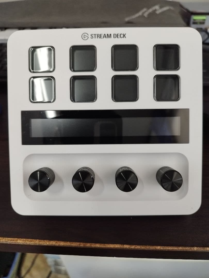 PC用ゲームコントローラー・コンバーター elgato Stream Deck +