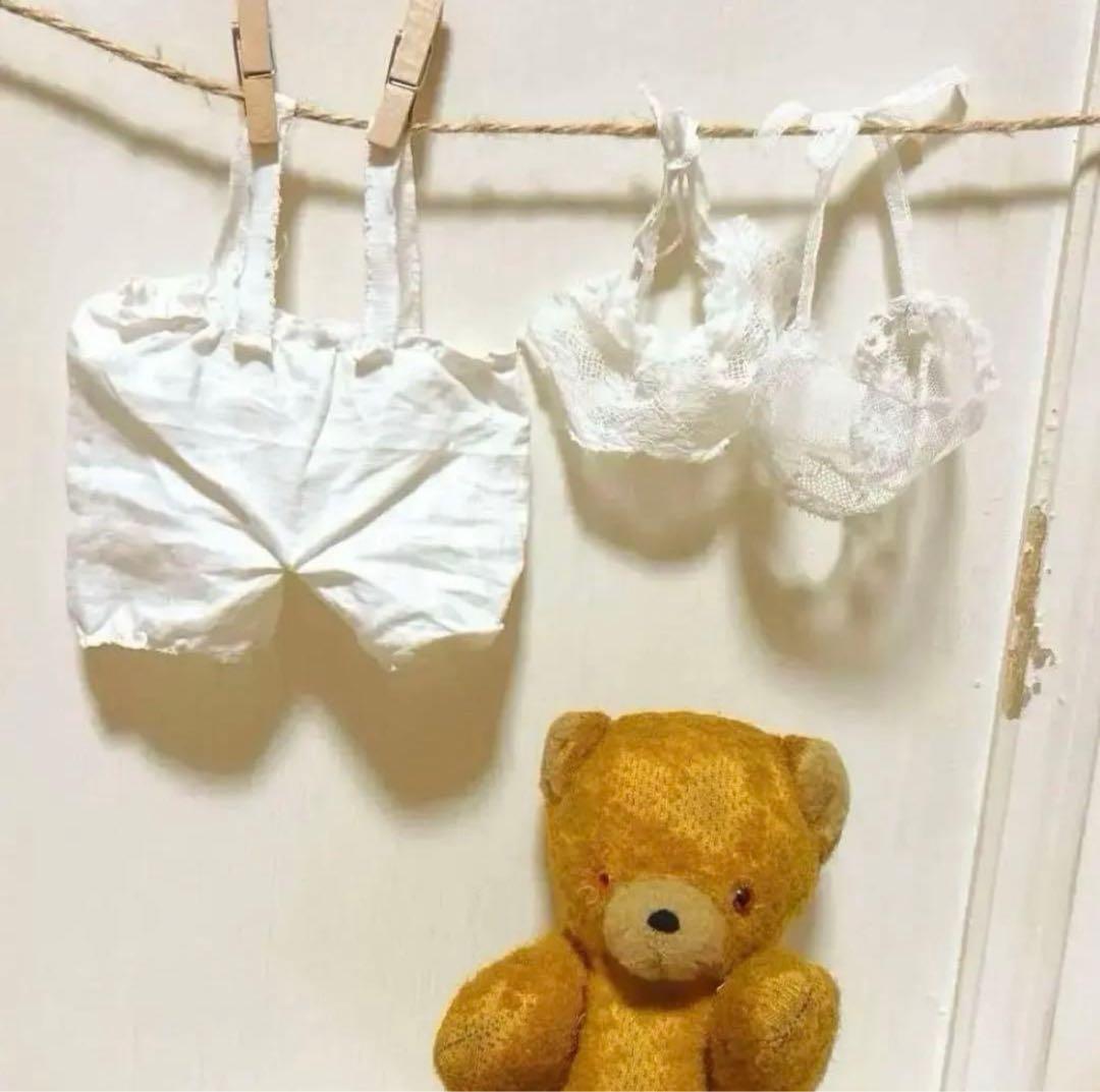 期間限定お洋服付き❤︎ 左　DDRベア　古い子　アンティークベア　ベルリンベア