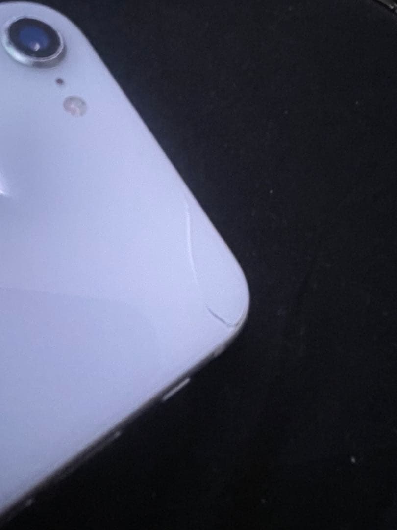 Apple iPhone SE 第2世代 ホワイト 本体