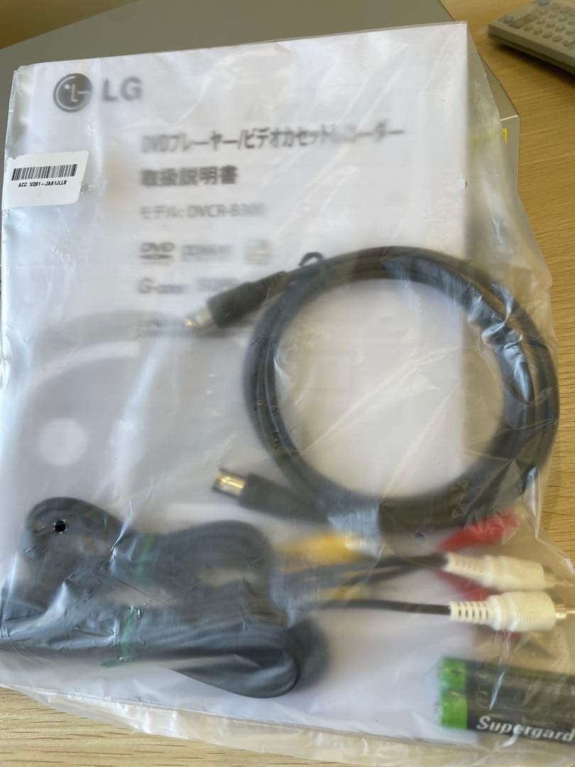 【新品未使用】LG DVCR-B300ビデオ一体型DVDプレーヤー リモコン付