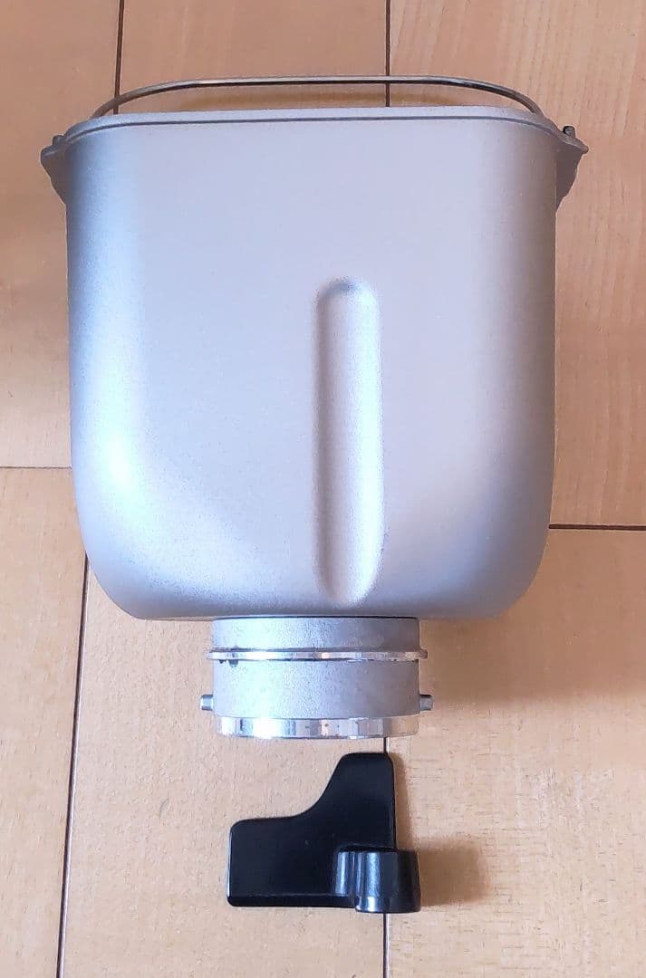 Panasonic　パナソニック ホームベーカリー 1斤タイプ SD-MDX4