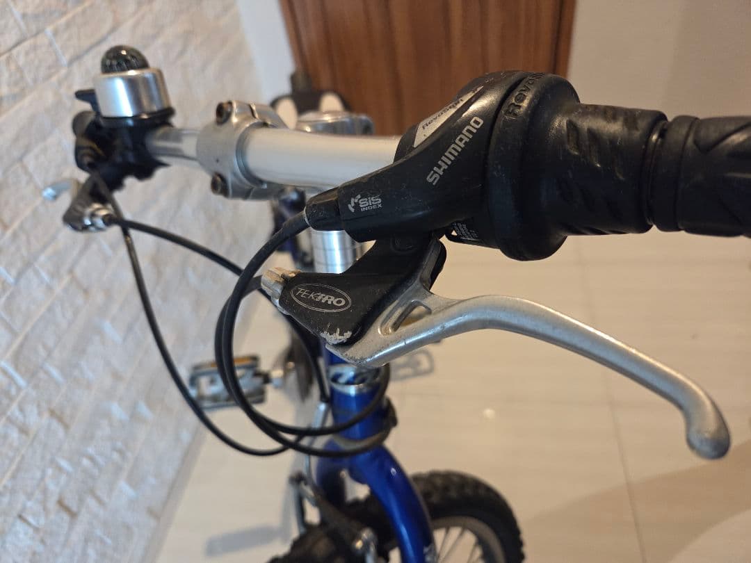 あかみや♪ ルイガノ LOUIS GARNEAU 22インチ（キッズ）