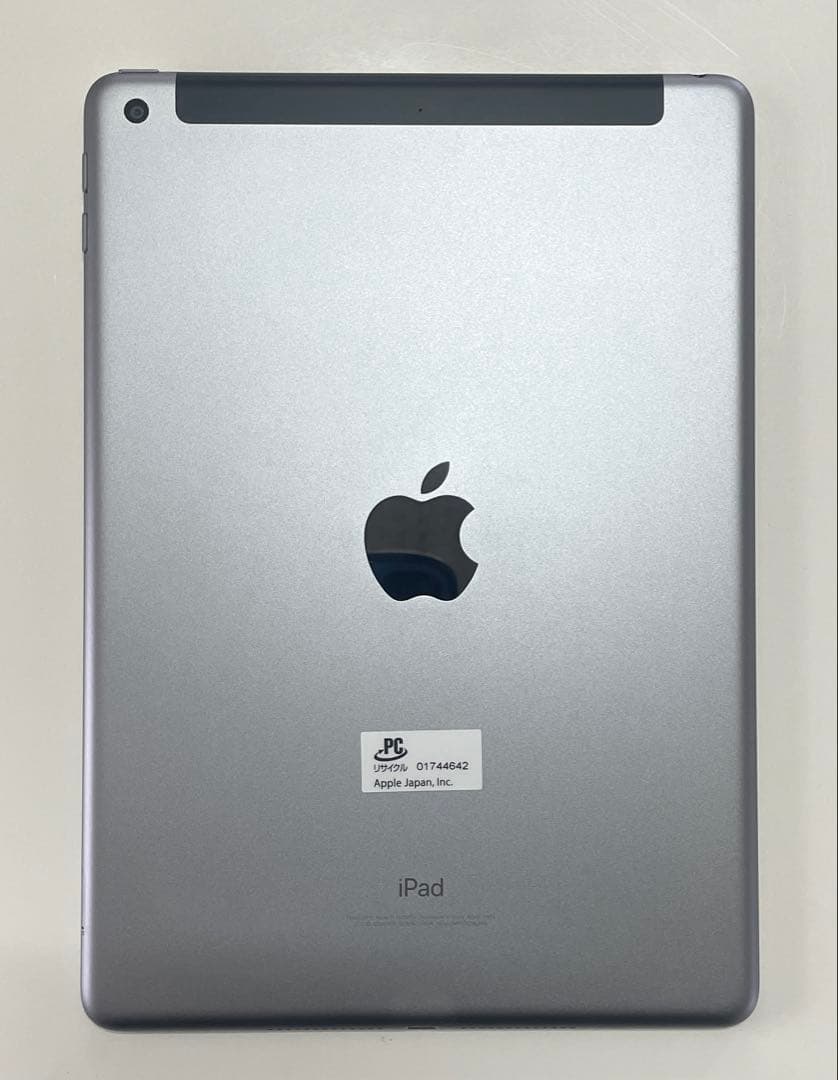 【良品】iPad第6世代32GB wi-fi+cellular simフリー